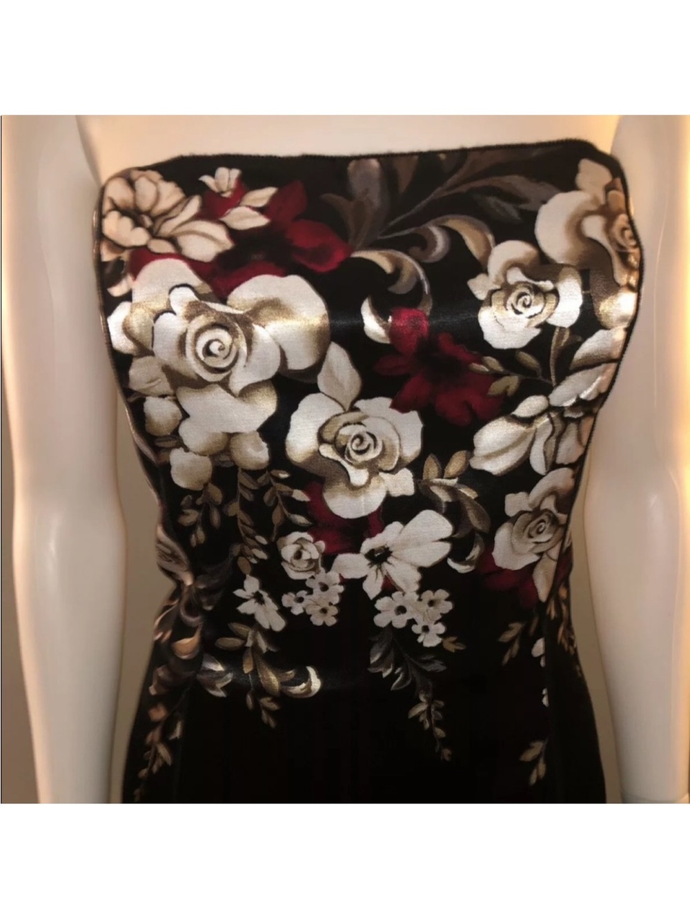 White House Black Market Satin Strapless Top bone in Flawless - Picture 5 of 6